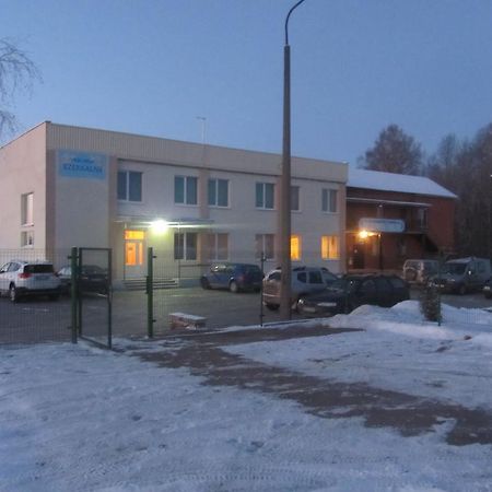 Hotel Viesu Maja Ezerkalns Krāslava Exterior foto