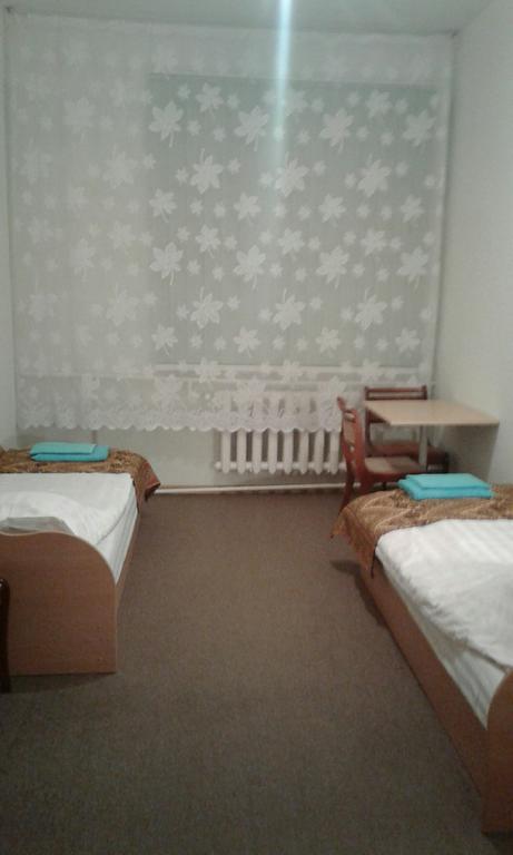 Hotel Viesu Maja Ezerkalns Krāslava Exterior foto
